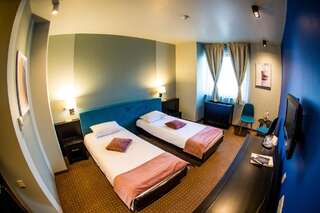 Отель Hotel Arena Тыргу-Муреш Улучшенный двухместный номер с 1 кроватью или 2 отдельными кроватями-3